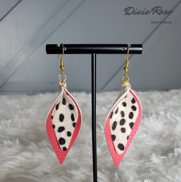 Handmade Faux Leather Earrings! - Picture 1 of 1